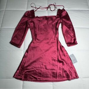 Elegant Fuschia Satin Dress Puff Sleeves